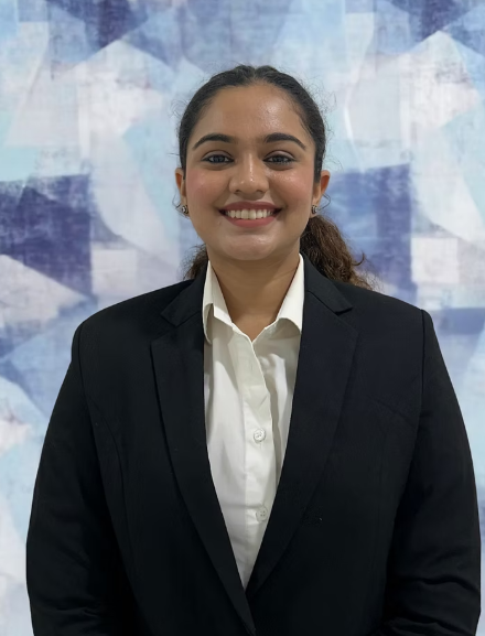 Angela-Arora.